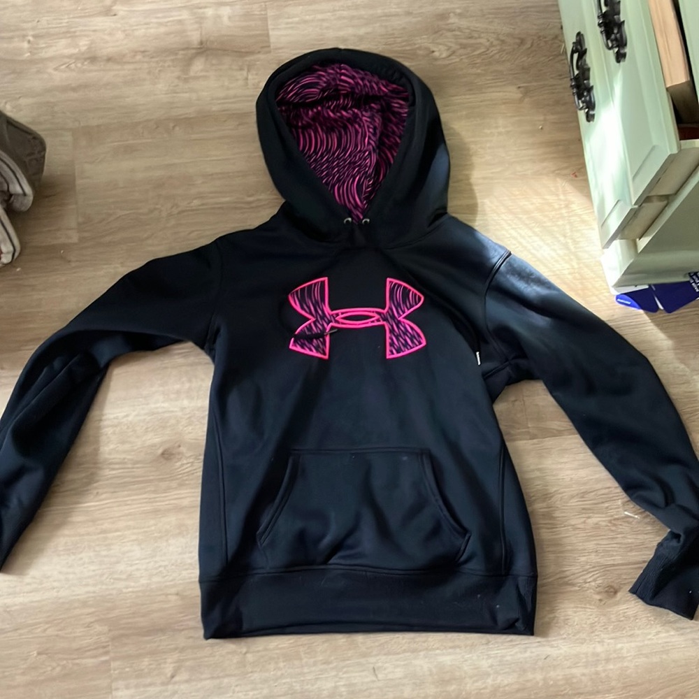 Black and pink underarmour hoodie